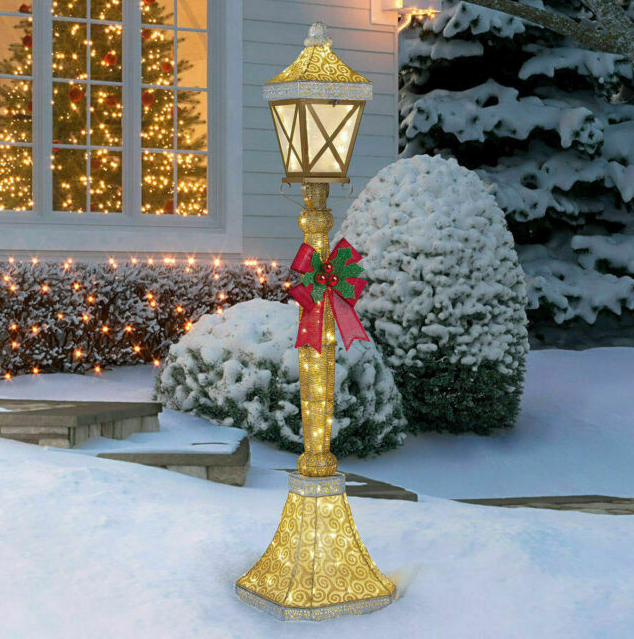 6' Lamp Post with LED Lights