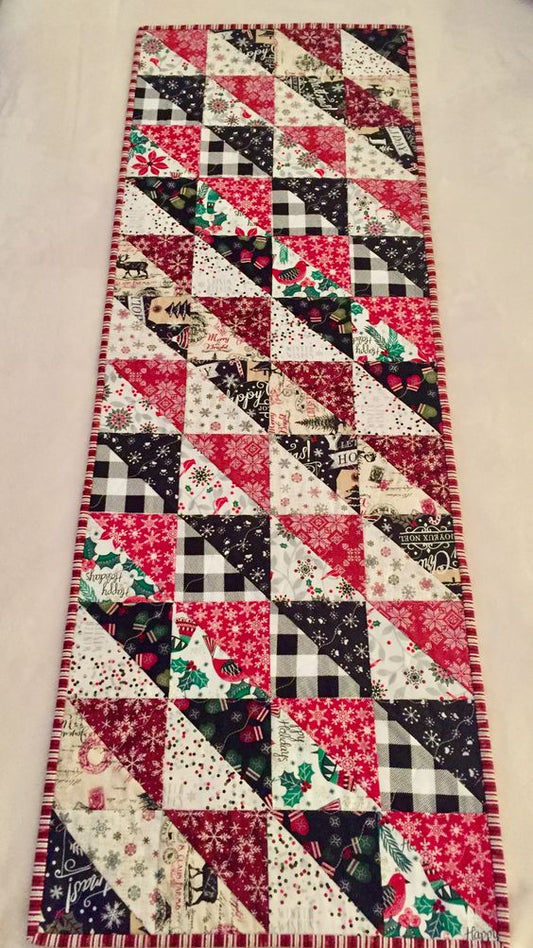 Christmas Pattern CLA060123043 Quilted Table Runner