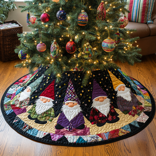 Christmas Gnome TAI021024120 Quilted Tree Skirt