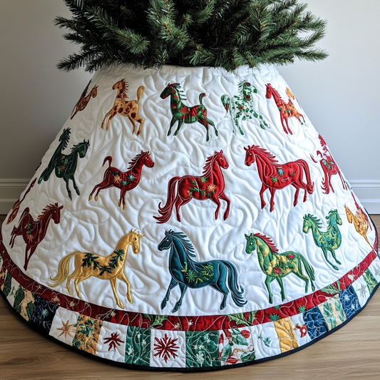 Horse DAI090924026 Quilted Tree Skirt