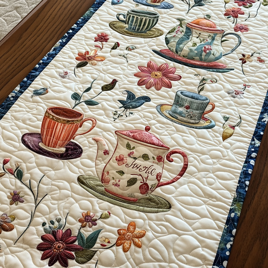 Teapot TAI041024301 Quilted Table Runner