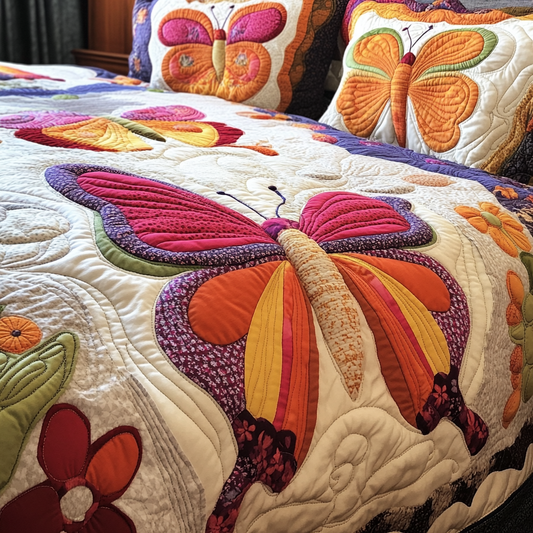 Butterfly TAI080824096 Quilt Bedding Set