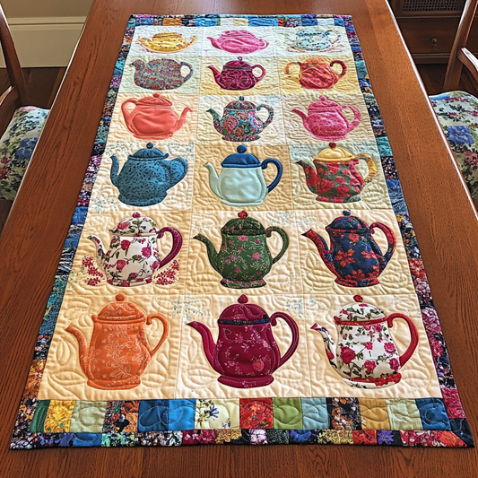 Teapot TAI041024310 Quilted Table Runner