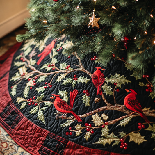 Christmas Cardinal TAI091024320 Quilted Tree Skirt