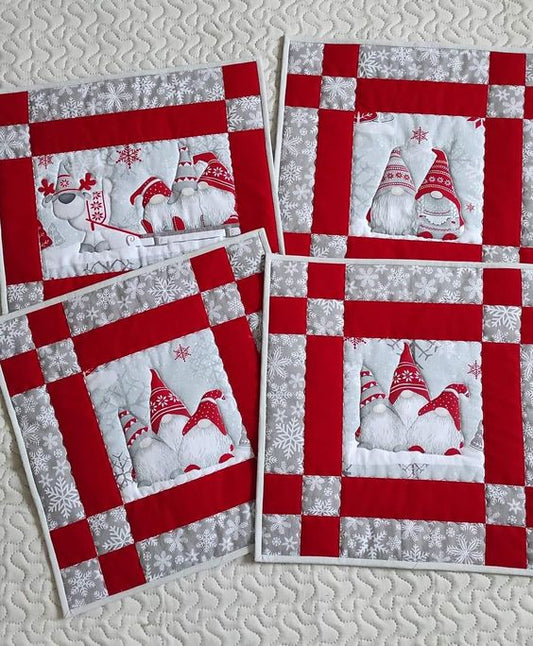 Christmas Gnome CLA21112393 Quilted Placemats