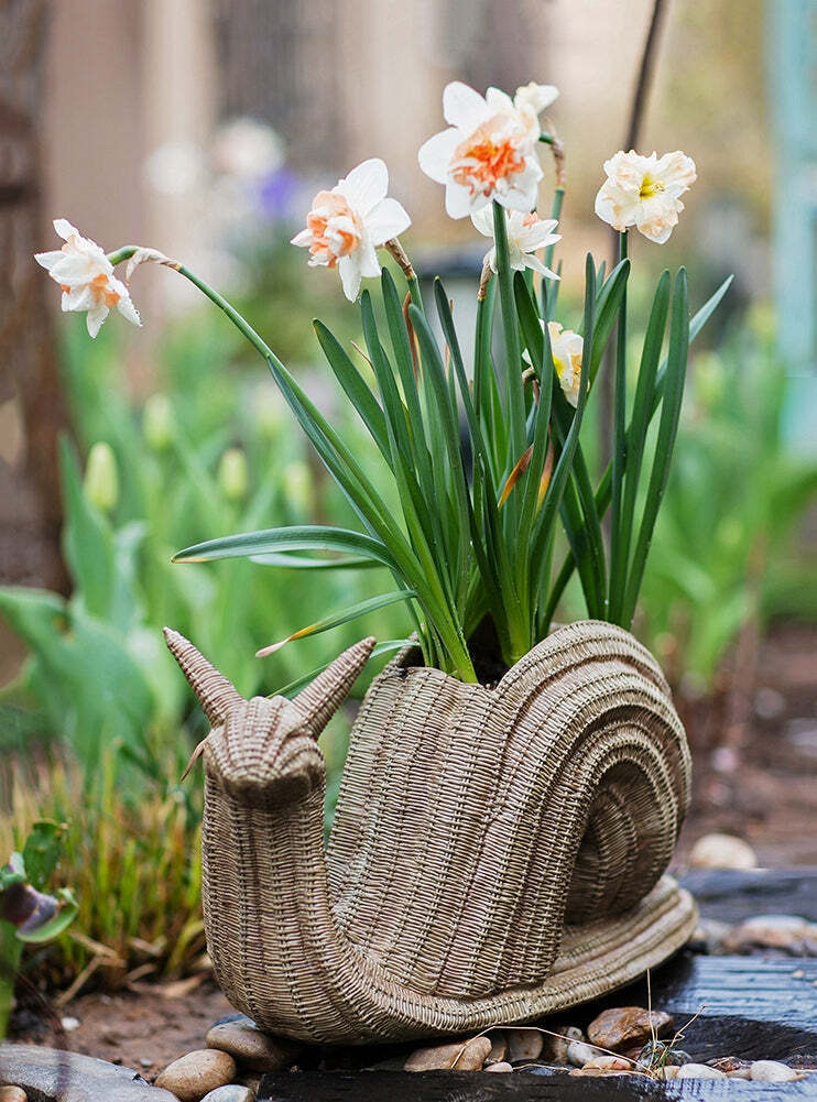 Cute Snail Statues, Garden Animal Statues, Snail Flowerpot for Garden Decoration, Unique Modern Garden Sculptures, Creative Villa Outdoor Gardening Ideas