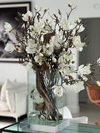 White Magnolias in 16″ Tall Casa Moderna