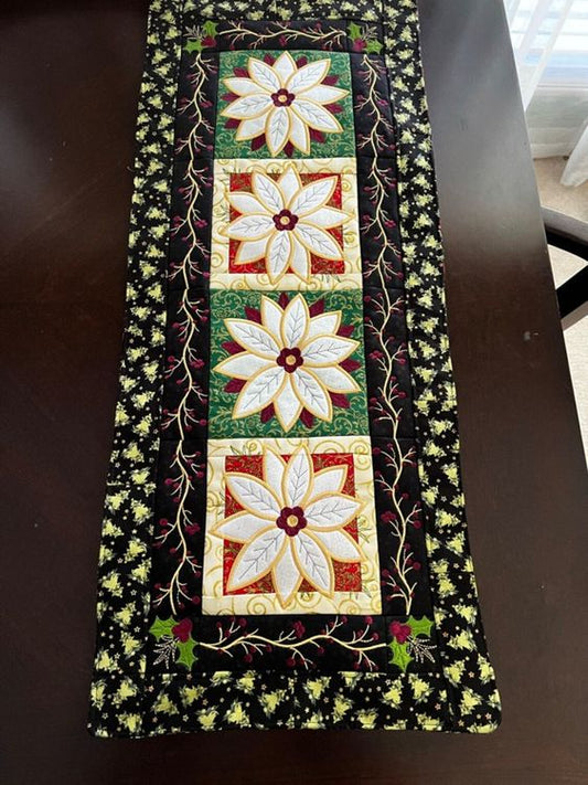 Christmas Flower CLA28122310 Quilted Table Runner