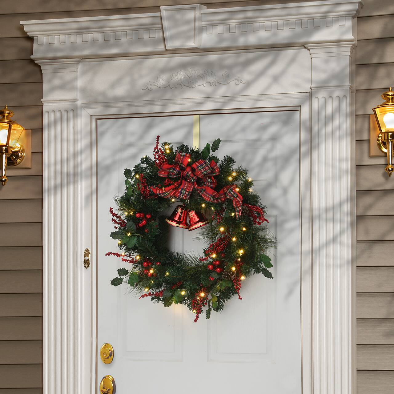 30" LED Berries & Plaid Bow Wreath