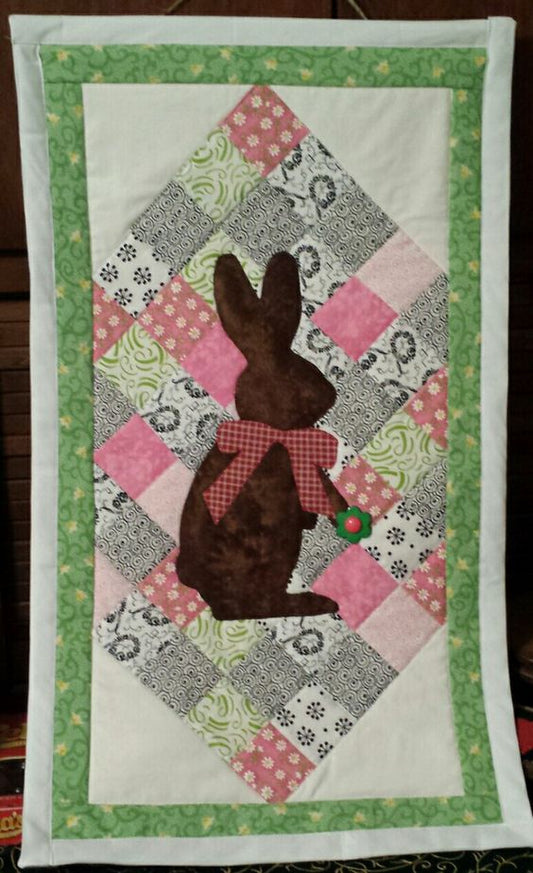 Bunny CLA140324174 Quilted Table Runner