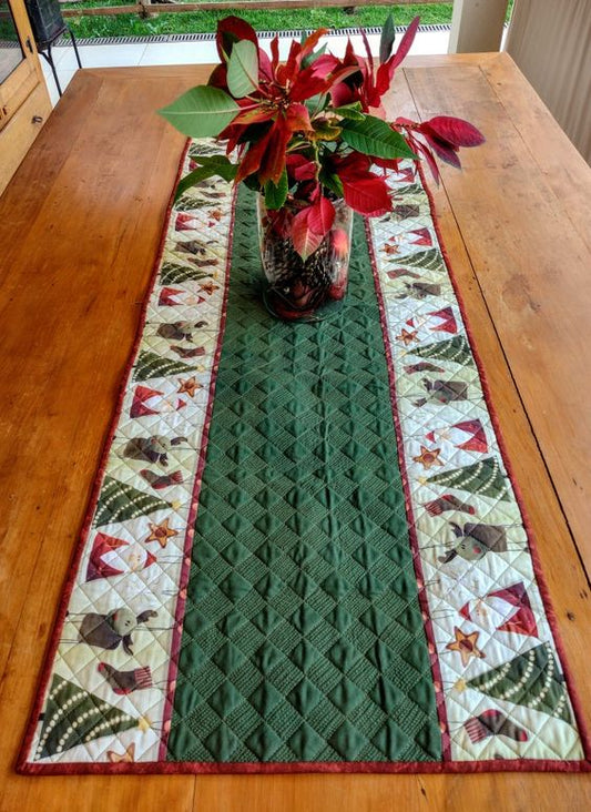 Christmas CLA060123045 Quilted Table Runner