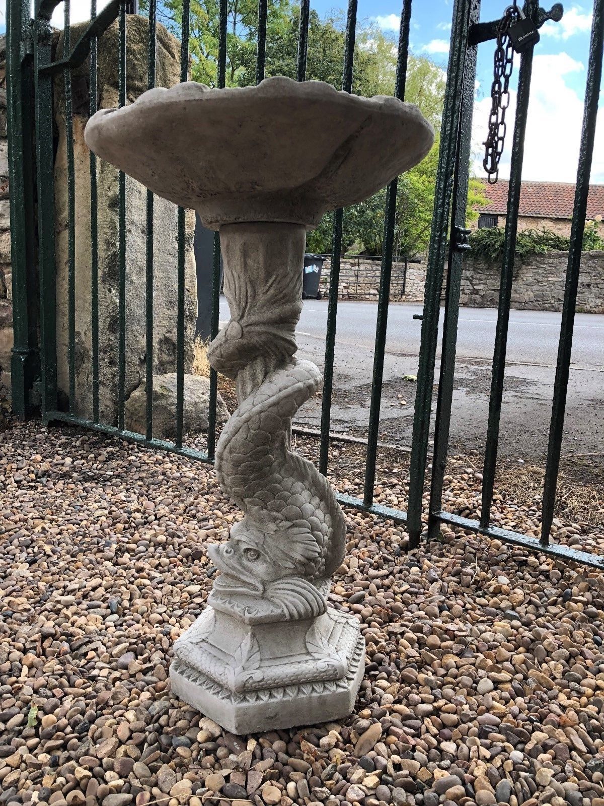 Stunning Stone Twisted Serpent Sculpture Garden Bird Bath