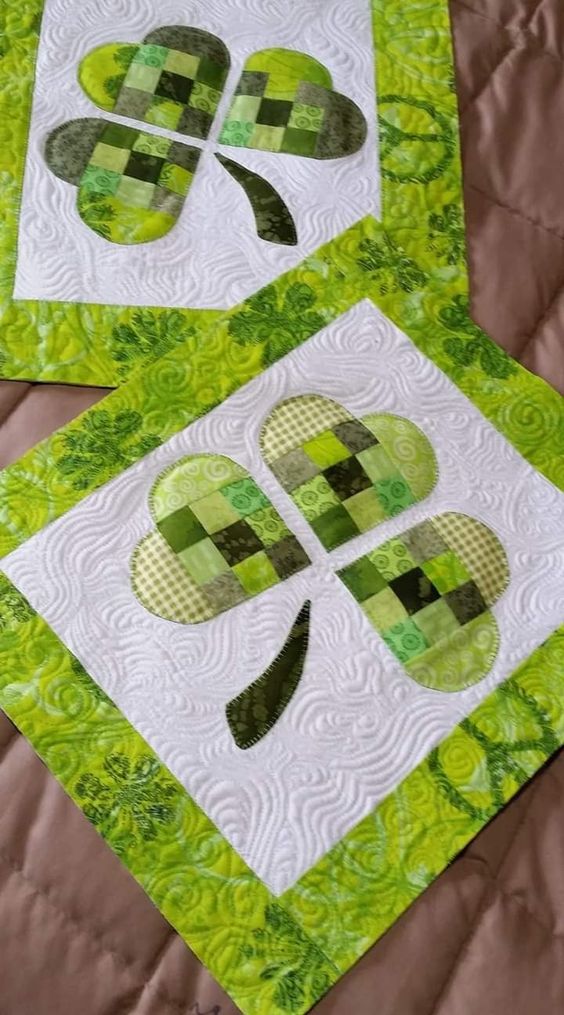 Shamrock CLA120324093 Quilted Placemats