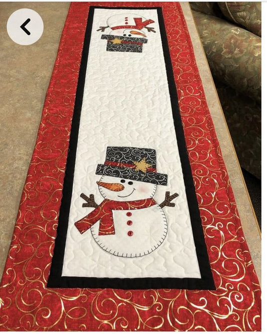 Snowman CLA130324125 Quilted Table Runner