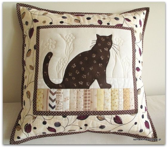 Cat CLA080424085 Quilted Pillow Case