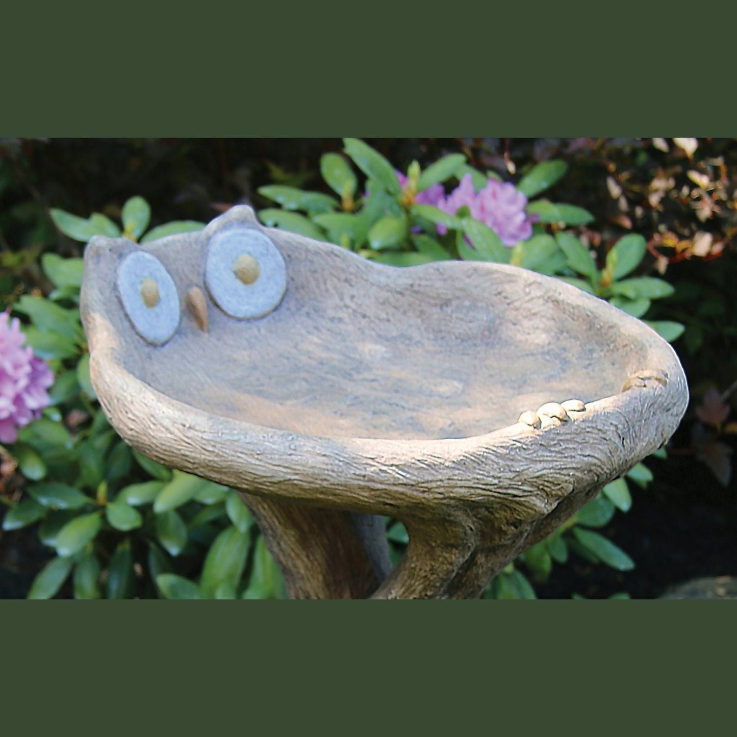 Owl 1-Piece Concrete Bird Bath