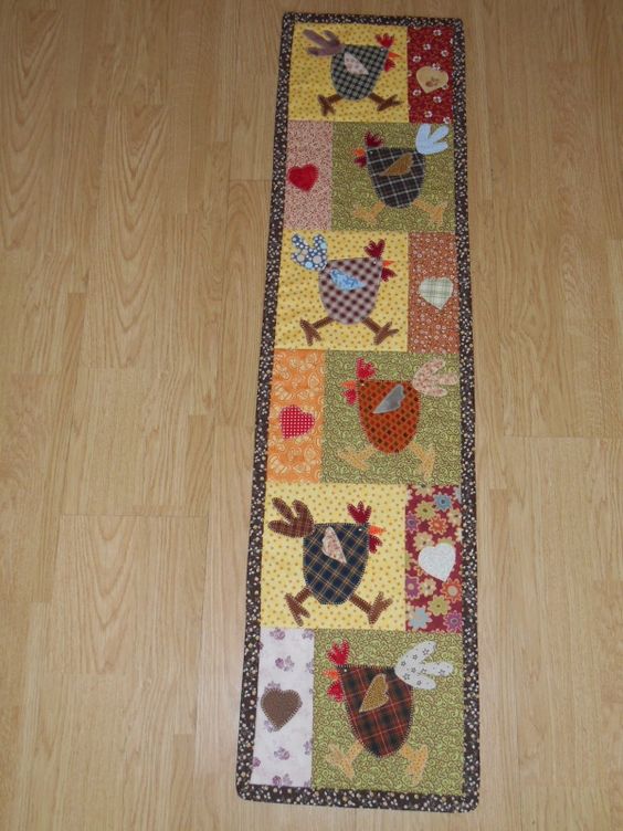 Chicken CLA060123054 Quilted Table Runner