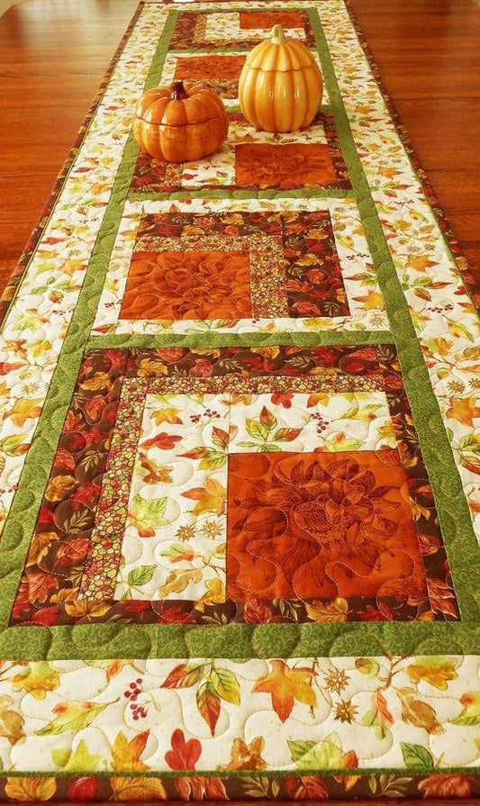 Autumn Leaves CLA16112357 Quilted Table Runner