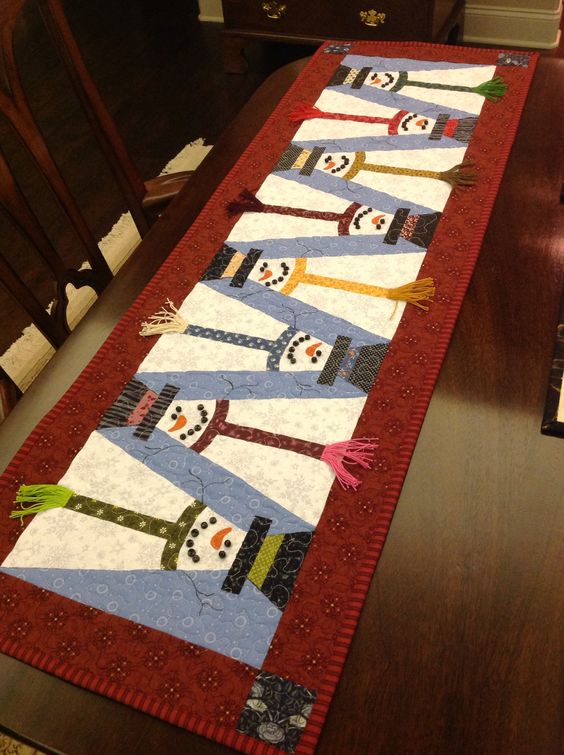 Snowman CLA08122314 Quilted Table Runner