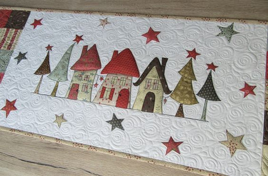 Christmas Houses CLA140324100 Quilted Table Runner