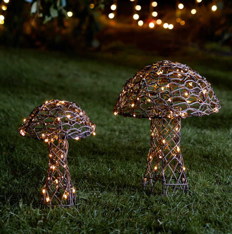 Rattan Mushroom Garden Light Duo