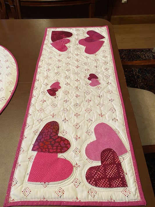 Heart CLA130324180 Quilted Table Runner