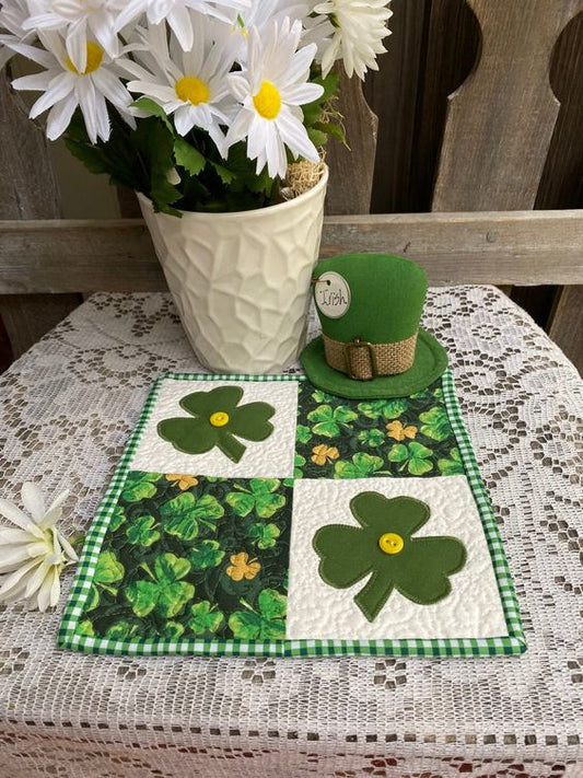 Shamrock CLA120324102 Quilted Placemats