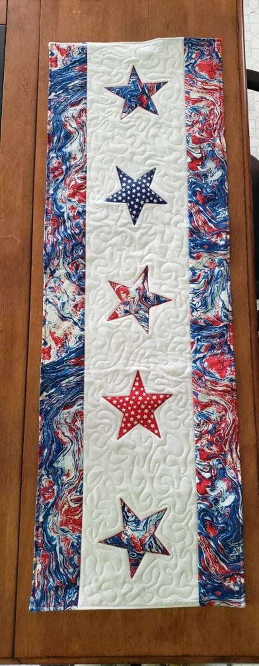 Patriotic Star CLA150324147 Quilted Table Runner