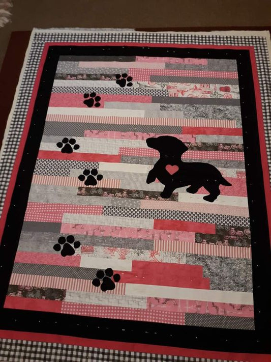 Dachshund CLA21112311 Quilt Blanket