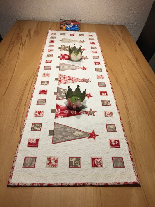 Christmas Tree CLA04122330 Quilted Table Runner