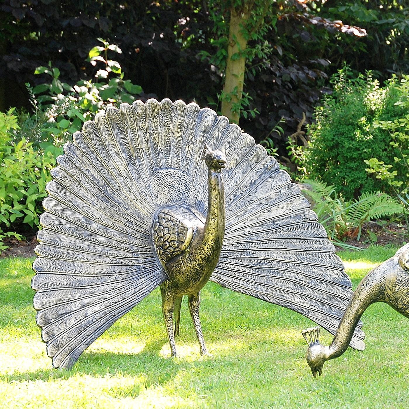 Majestic Peacocks (Set of 2)