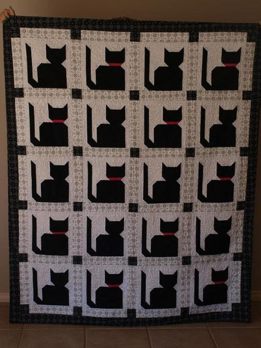 Black Cat CLA04122381 Quilt Blanket