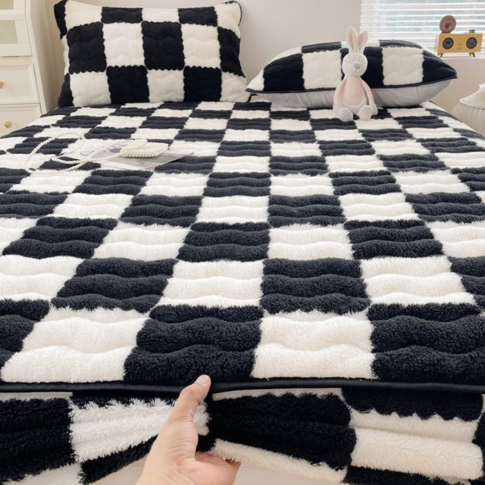 Velvet Checkered Bedsheet