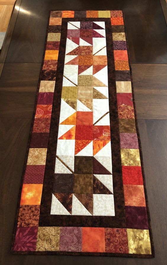 Autumn Leaves CLA16112358 Quilted Table Runner