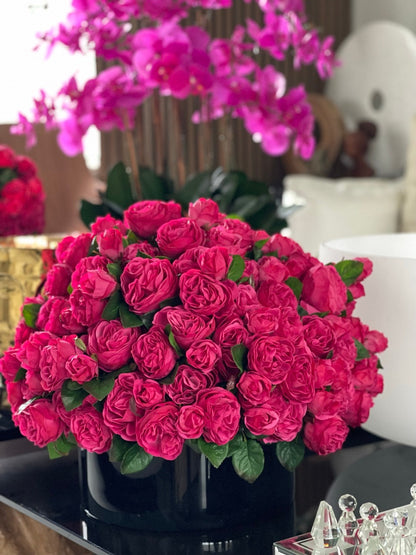 Dark Pink English Roses in Black Glass Plate Vase