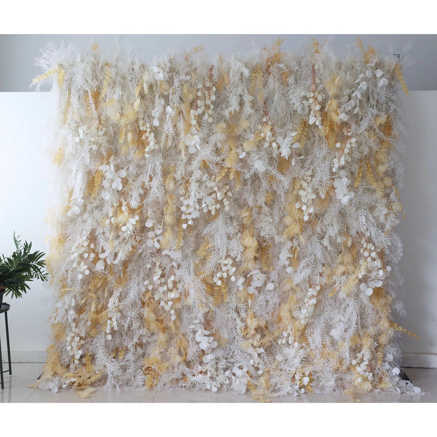 Presents: Golden Gossamer Dreams – A Luminous Artificial Fabric Flower Wall Intertwined with Gilded Petals-VF-208-3