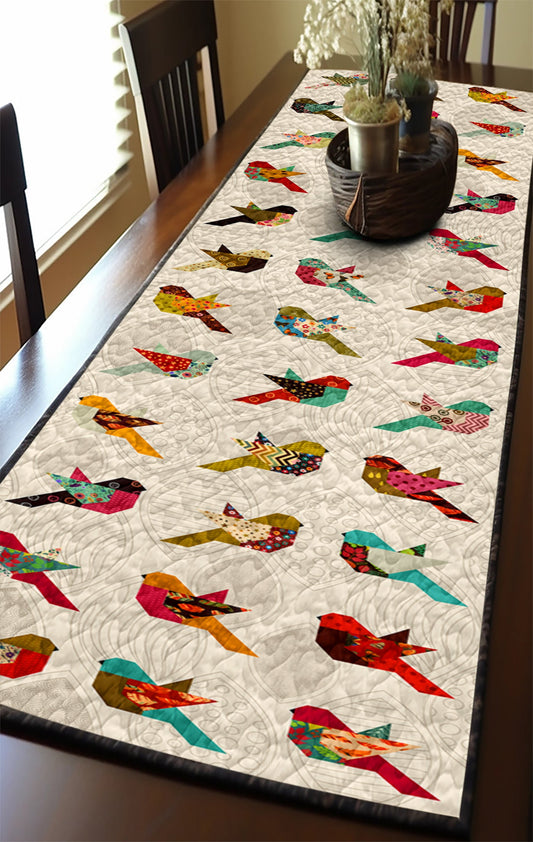 Bird CLM0411016TR Quilted Table Runner