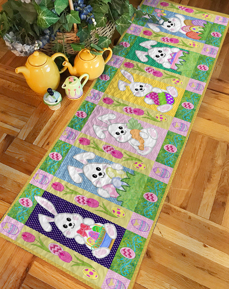 Bunny CLA271223006 Quilted Table Runner