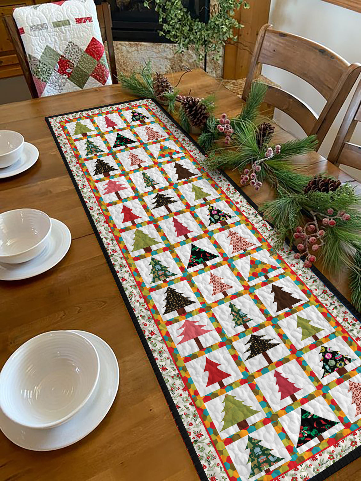 Christmas Tree CLA2110150QTR Quilted Table Runner