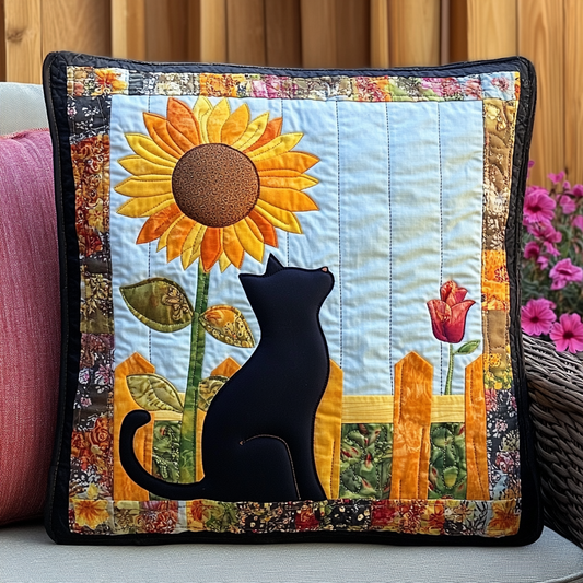 Curious Cats Quilted Pillow Case NCU0DV638