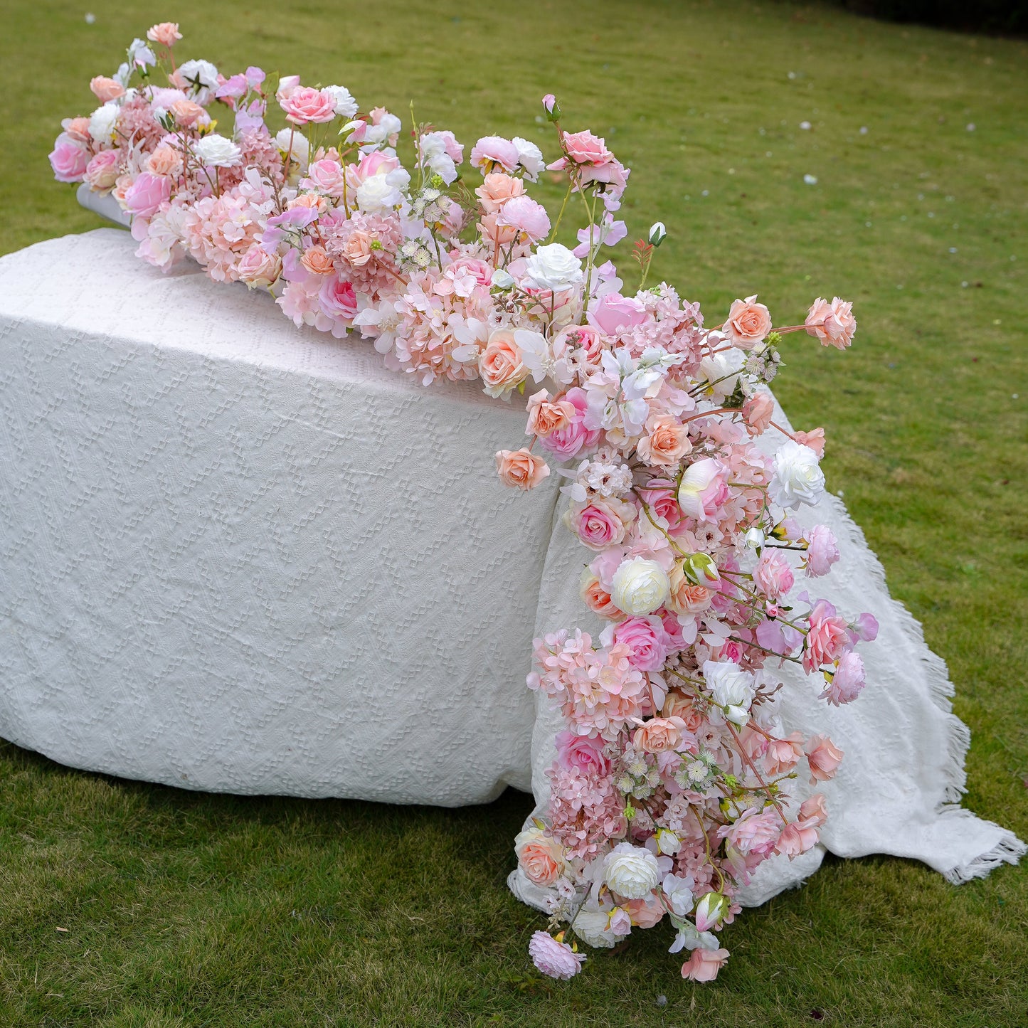 Blush Long strip flower row trailing table arrangement table flower