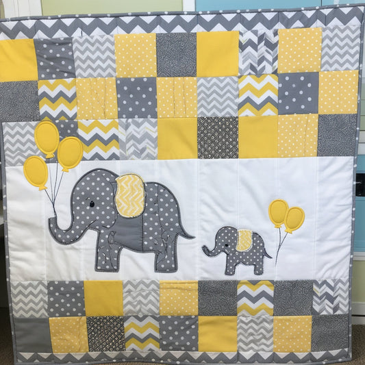 Elephant NTA151024022 Quilt Blanket