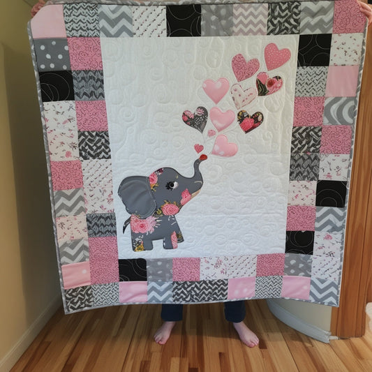 Elephant NTA151024028 Quilt Blanket