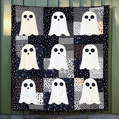 Ghostly Gathering Quilted Blanket NCU0TH1547