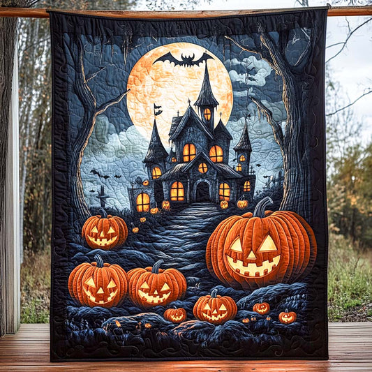 Haunted Manor Quilted Blanket NCU0NT898