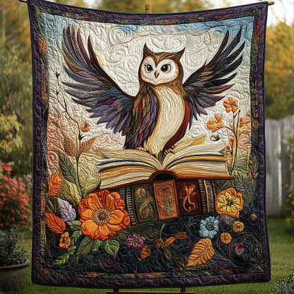 Hoots and Books Quilted Blanket NCU0DK1261