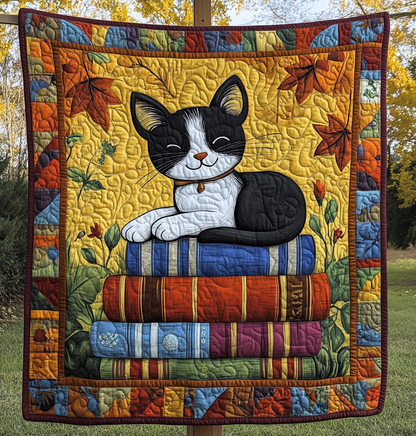 Librarian Feline Quilted Blanket NCU0VH250