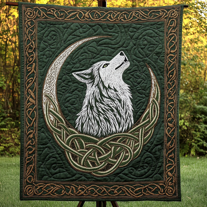 Lunar Howl Quilted Blanket NCU0DK3439