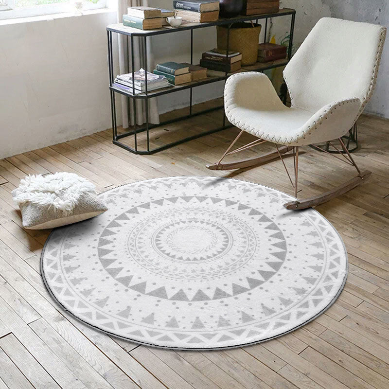 Mandala CLM1210111R Round Area Rug