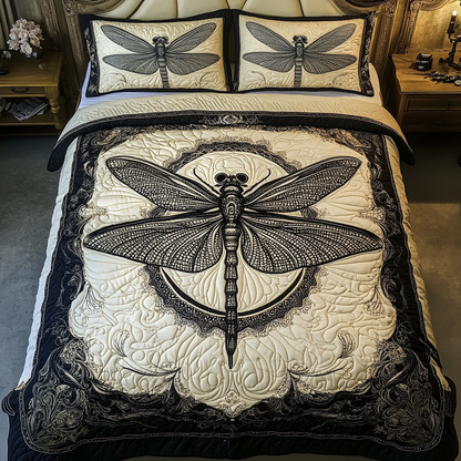 Mystic Wings 3-Piece Quilted Bedding Set NCU0DK2298